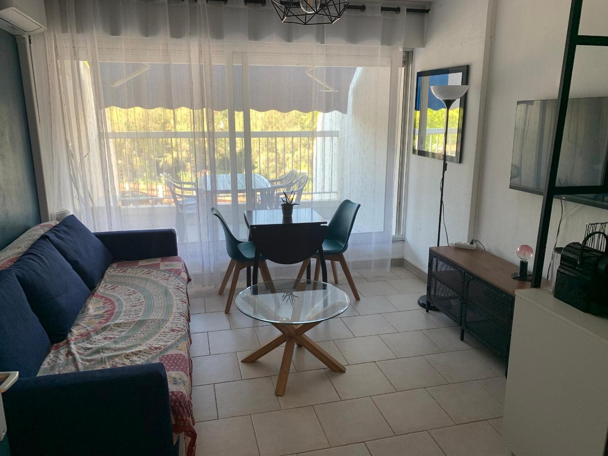 Vittoria Immobilier 9 -Reglement Sur Place - Cheques Vacances Acceptes La Grande-Motte Habitación foto