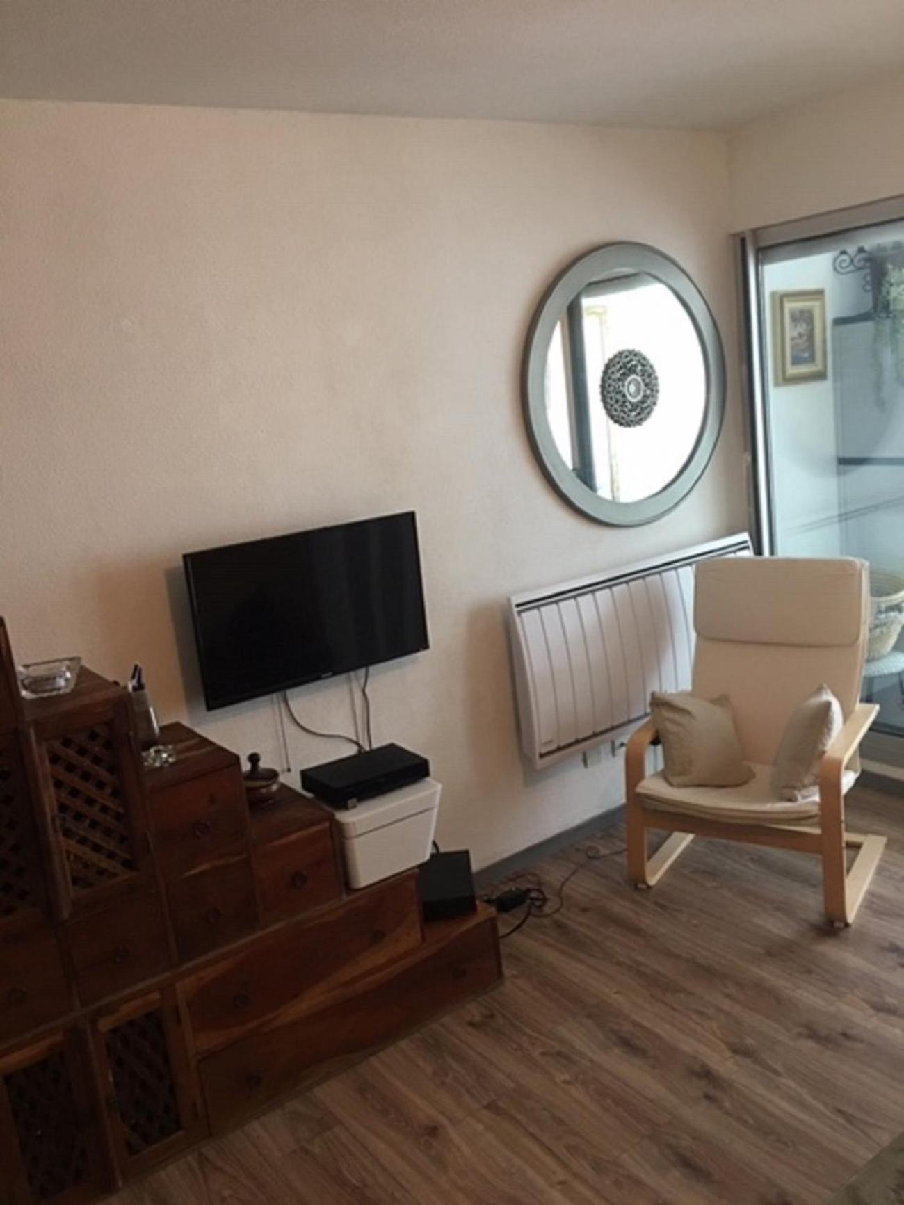 Vittoria Immobilier 9 -Reglement Sur Place - Cheques Vacances Acceptes La Grande-Motte Habitación foto